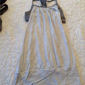 Lulu white and gray tank size 2/4